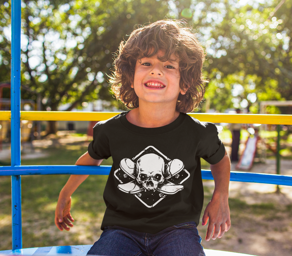 Grind Till Death – Skull Skate - Kid's T-Shirt (Black)