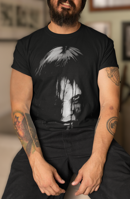 SHE LINGERS – Dark Presence - Unisex T-Shirt