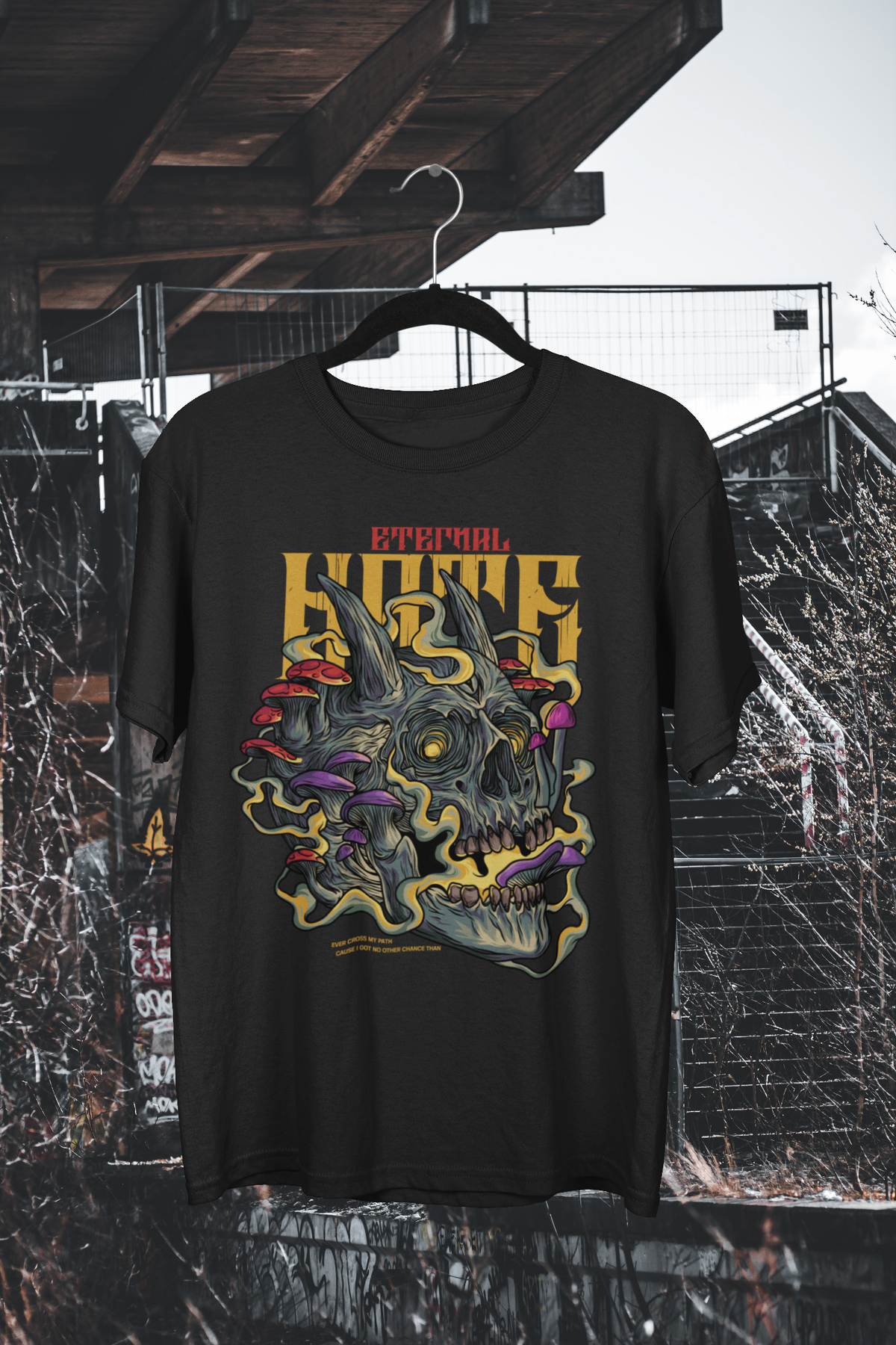 ETERNAL HATE SKULL - OVERSIZED T-Shirt