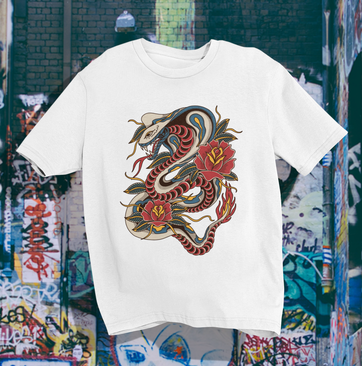 WILD COIL SNAKE & ROSES - OVERSIZED T-Shirt (White)