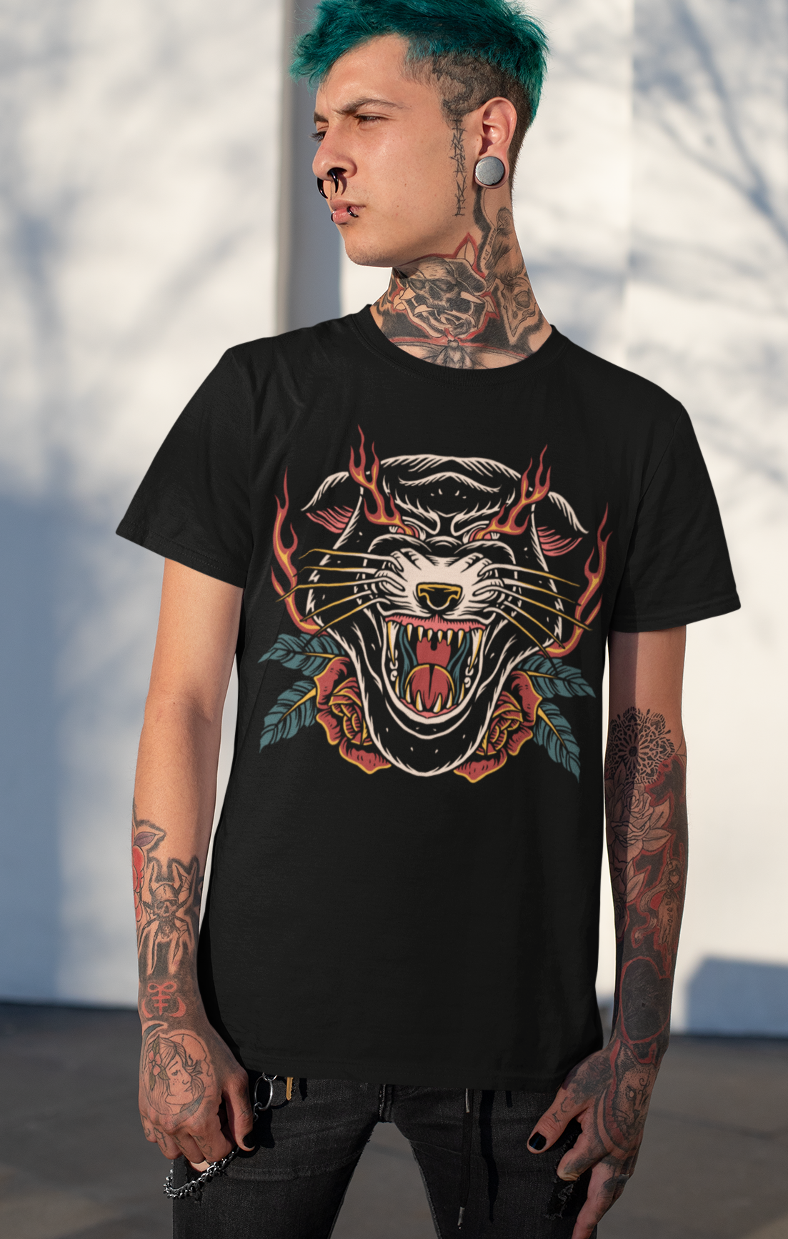 INFERNO PANTHER HEAD – Traditional Tattoo-Style Unisex T-Shirt (Black)