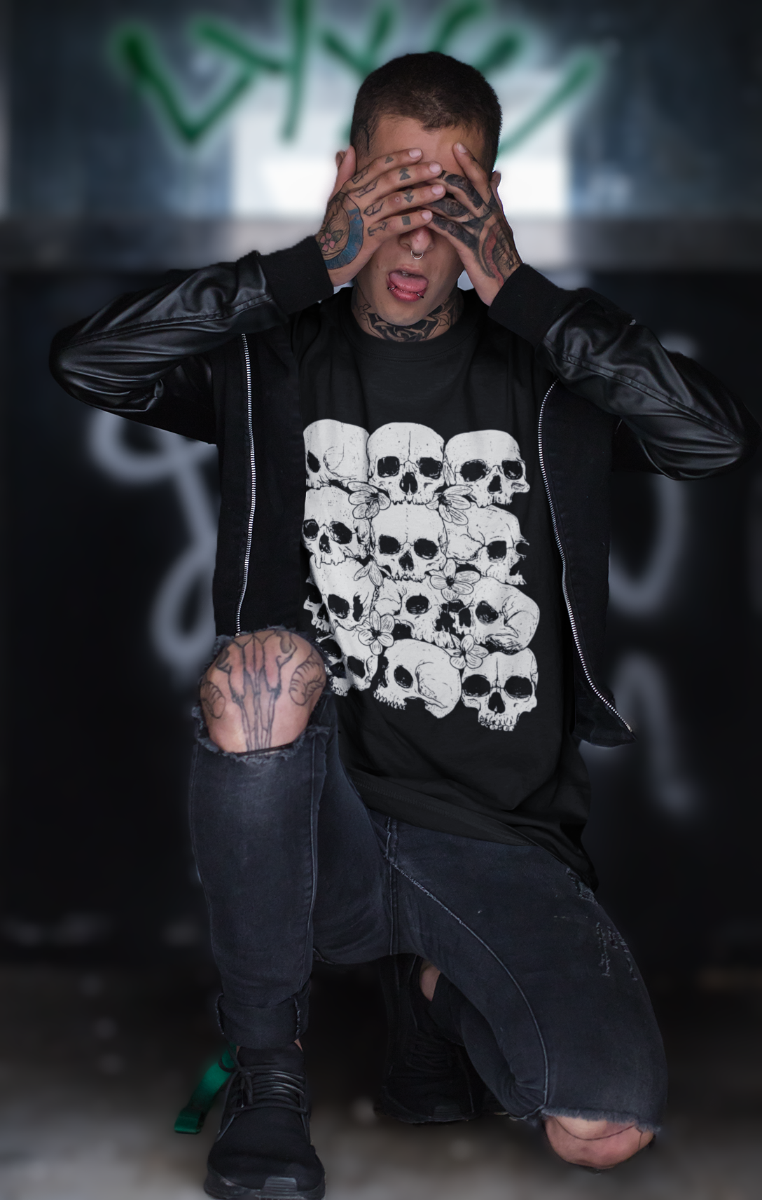 SKULLS & DECAY Unisex T-Shirt