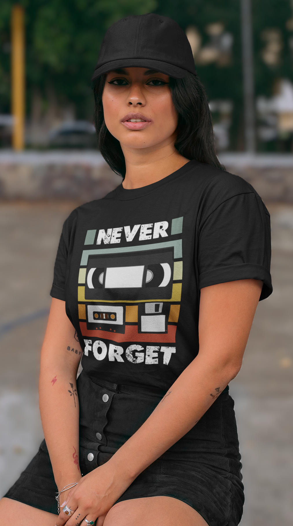 NEVER FORGET – Retro Media Collection Unisex T-Shirt