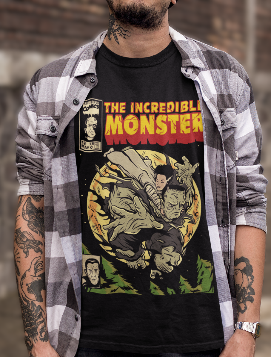 THE INCREDIBLE MONSTER COMIC - Unisex T-Shirt